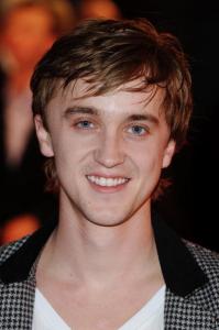 2010-remember-me-uk-premiere-harry-potter-10946643-395-594.jpg