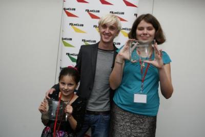 normal_tom_felton_with_filmclub_winners_phoebe_lawrence_and_rosemary_collins.jpg
